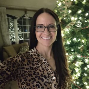Meet your Posher, Kendra